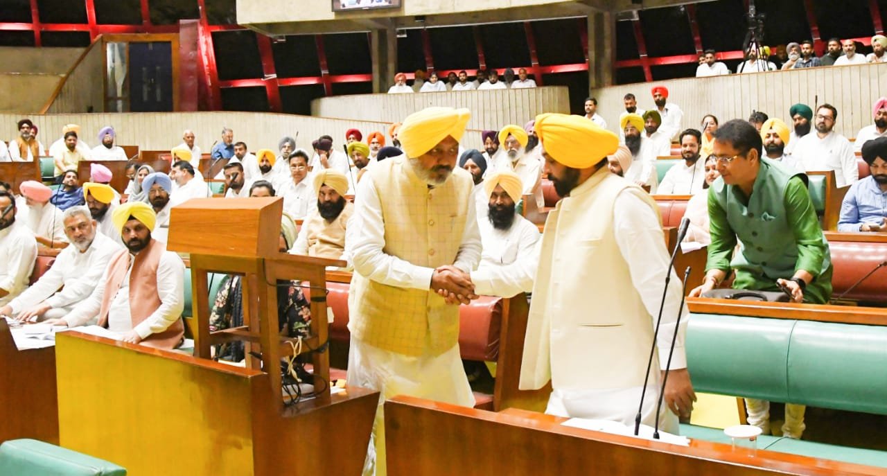 CM Mann hails the Tax free budget of the state government 