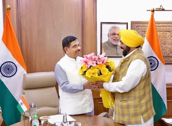 Bhagwant Mann met with Union Food Minister Prahilad Joshi in Delh